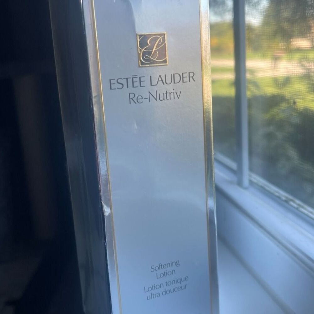 Estee Lauder Re-Nutriv Softening Lotion 8.4 fl oz./ 250 ml